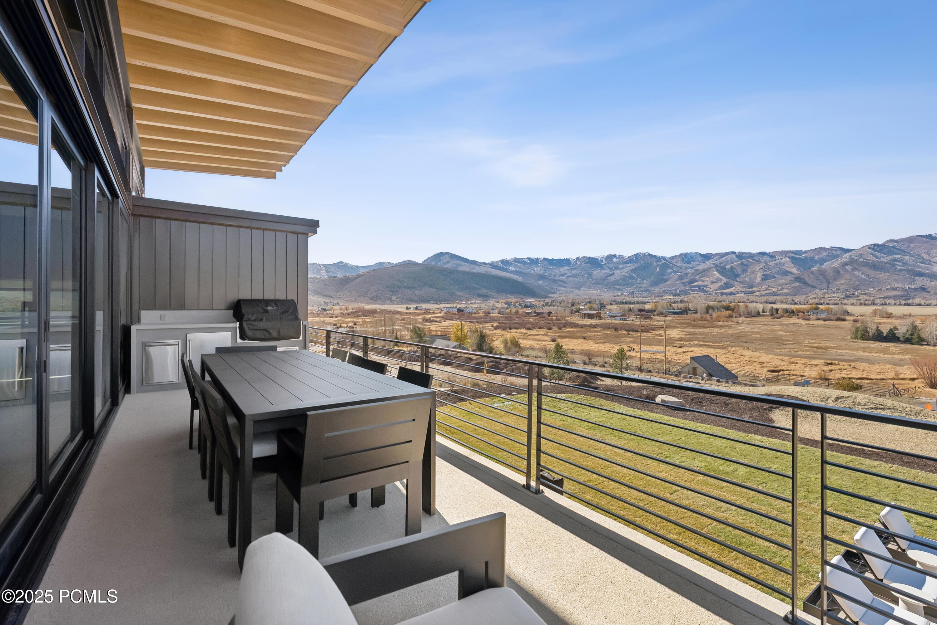 Park City, Utah 84098, United States, 7 Bedrooms Bedrooms, ,10 BathroomsBathrooms,Residential,Active,17211
