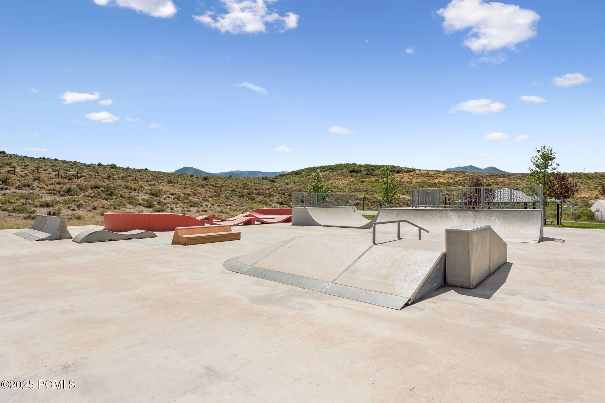 Park City, Utah 84098, United States, 7 Bedrooms Bedrooms, ,10 BathroomsBathrooms,Residential,Active,17211