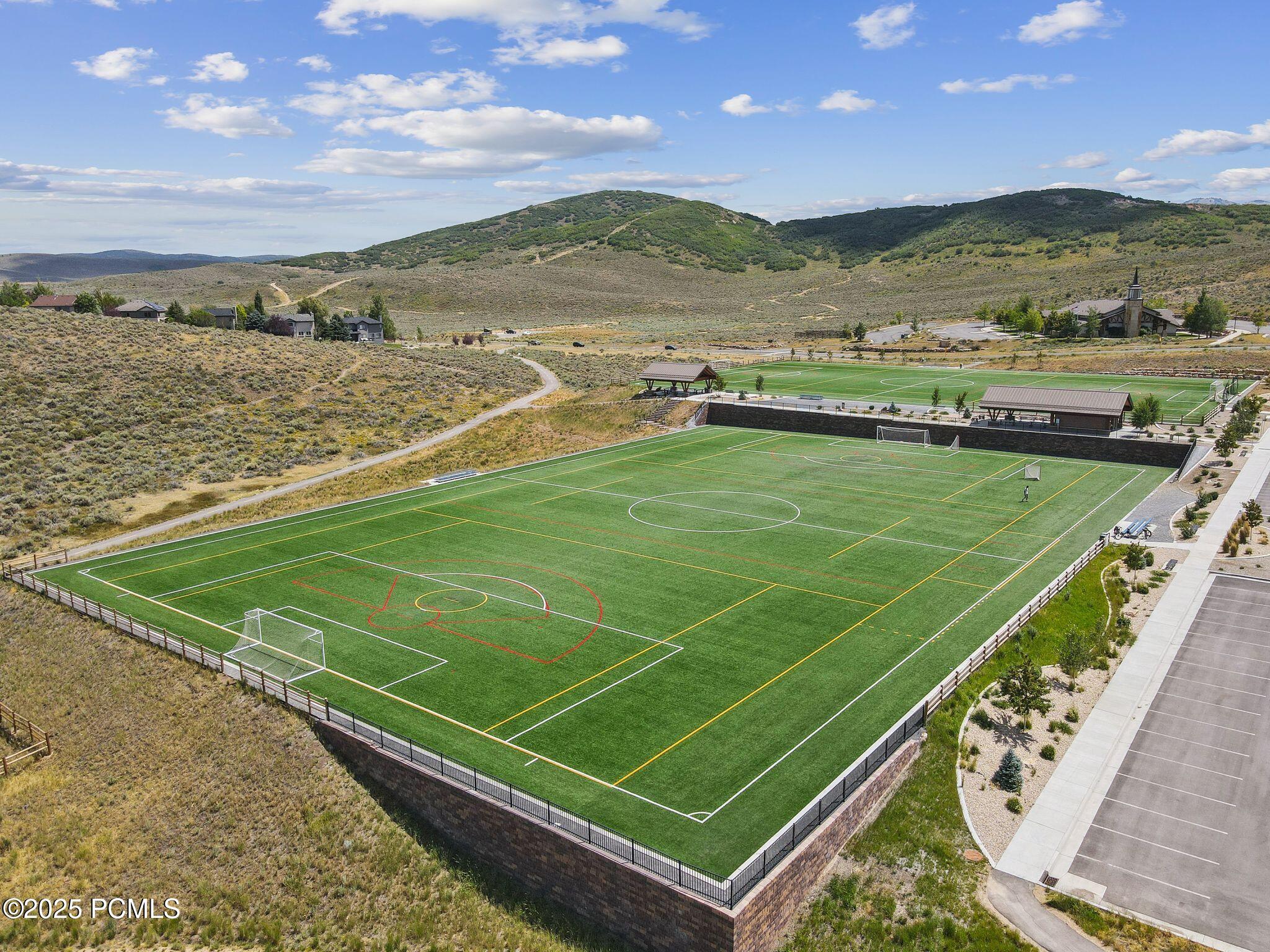 Park City, Utah 84098, United States, 7 Bedrooms Bedrooms, ,10 BathroomsBathrooms,Residential,Active,17211