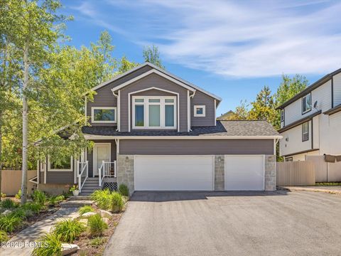Homes For Sale - 7947 Springshire Drive<br/> Park City, UT 84098