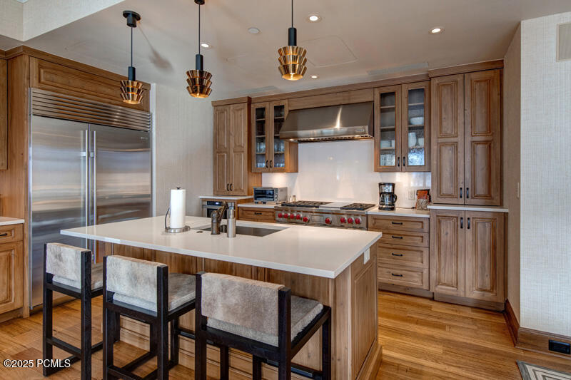 Park City, Utah 84060, United States, 3 Bedrooms Bedrooms, ,5 BathroomsBathrooms,Residential,Active,25057