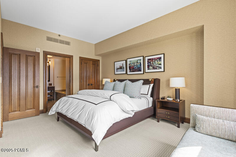 Park City, Utah 84060, United States, 3 Bedrooms Bedrooms, ,5 BathroomsBathrooms,Residential,Active,25057