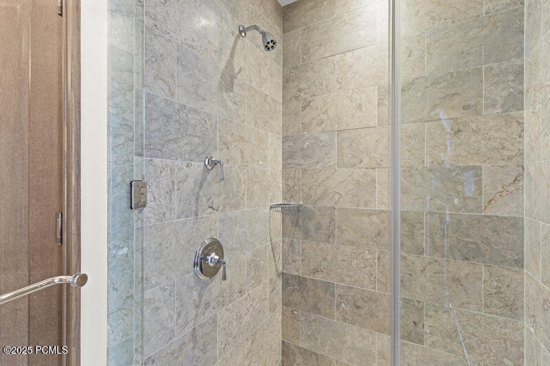 Park City, Utah 84060, United States, 3 Bedrooms Bedrooms, ,5 BathroomsBathrooms,Residential,Active,25057