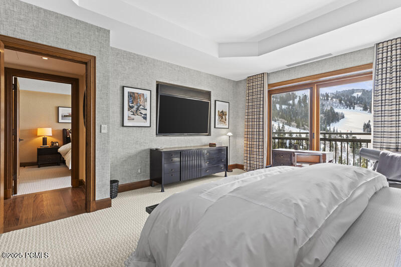 Park City, Utah 84060, United States, 3 Bedrooms Bedrooms, ,5 BathroomsBathrooms,Residential,Active,25057