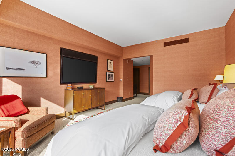 Park City, Utah 84060, United States, 3 Bedrooms Bedrooms, ,5 BathroomsBathrooms,Residential,Active,25057