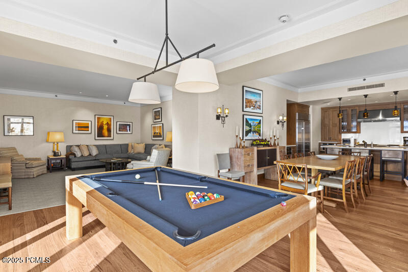 Park City, Utah 84060, United States, 3 Bedrooms Bedrooms, ,5 BathroomsBathrooms,Residential,Active,25057