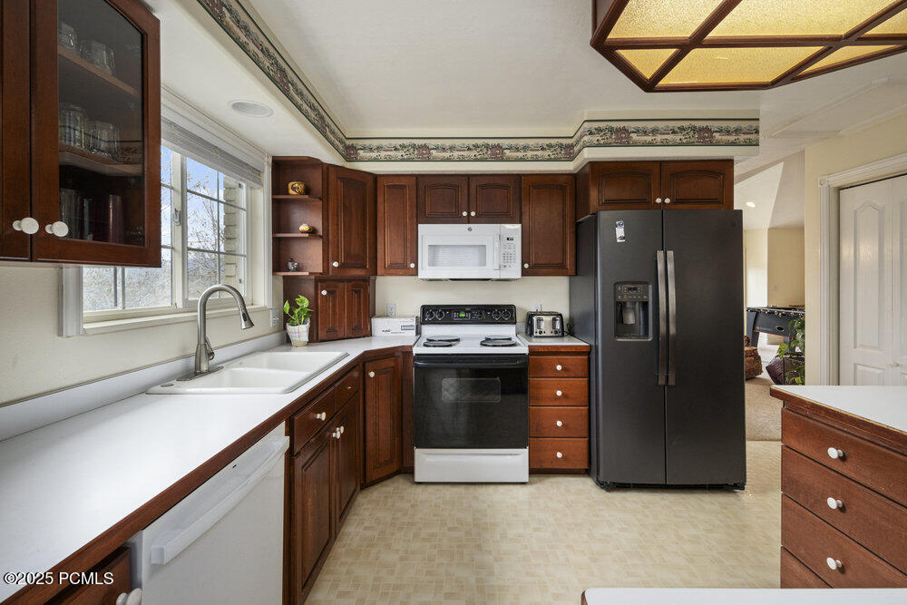 4851 E Lake Creek Road, Heber City, Utah image 12