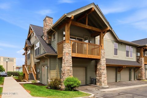 Condo For Sale - 1541 Redstone Center Drive #F<br/> Park City, UT 84098