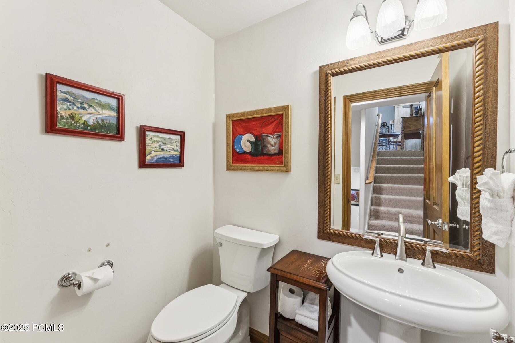 Park City, Utah 84060, United States, 3 Bedrooms Bedrooms, ,4 BathroomsBathrooms,Residential,Active,160669