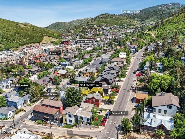 Park City, Utah 84060, United States, 3 Bedrooms Bedrooms, ,4 BathroomsBathrooms,Residential,Active,160669