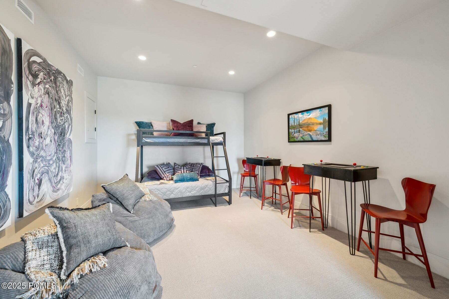 Park City, Utah 84098, United States, 4 Bedrooms Bedrooms, ,5 BathroomsBathrooms,Residential,Active,87031