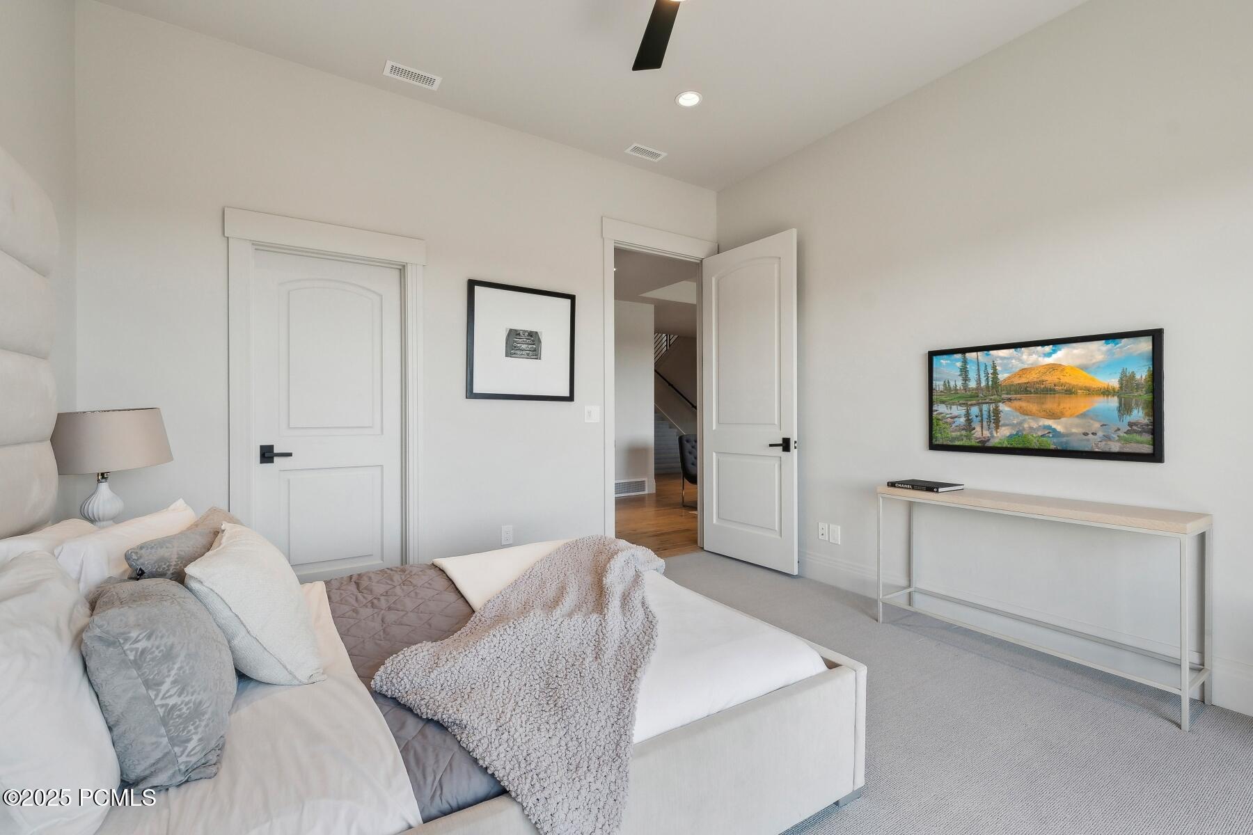 Park City, Utah 84098, United States, 4 Bedrooms Bedrooms, ,5 BathroomsBathrooms,Residential,Active,87031