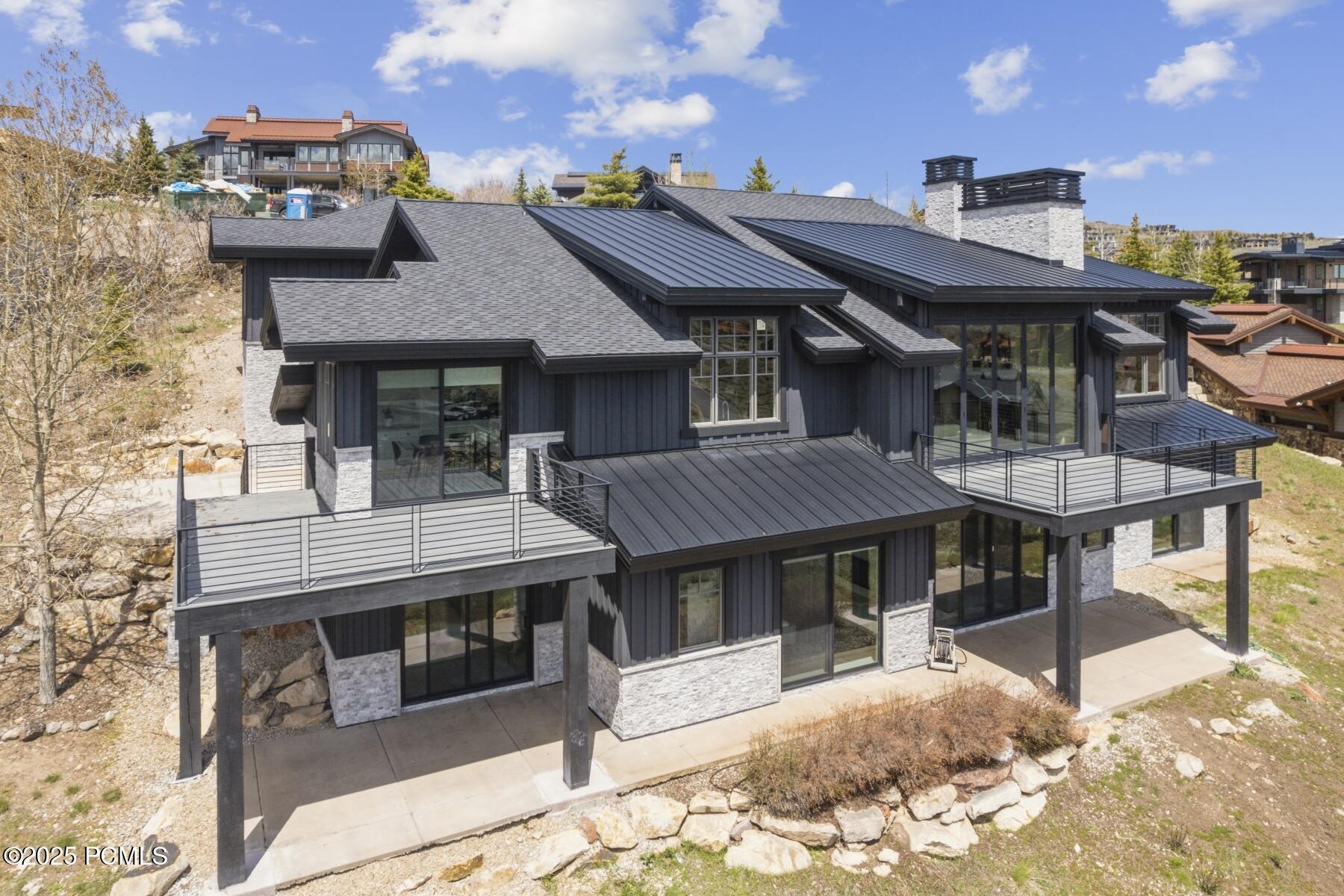 Park City, Utah 84098, United States, 4 Bedrooms Bedrooms, ,5 BathroomsBathrooms,Residential,Active,87031