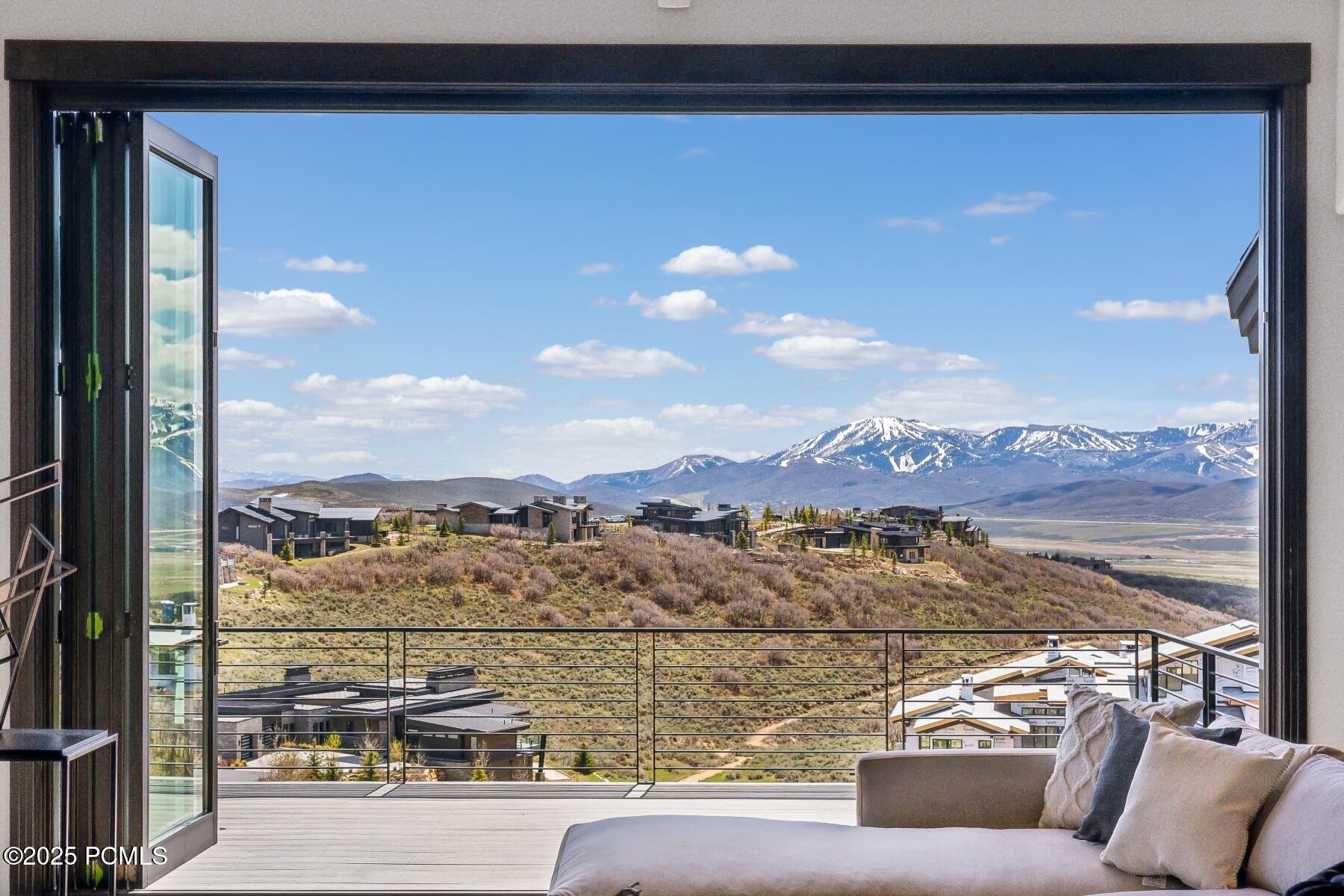 Park City, Utah 84098, United States, 4 Bedrooms Bedrooms, ,5 BathroomsBathrooms,Residential,Active,87031