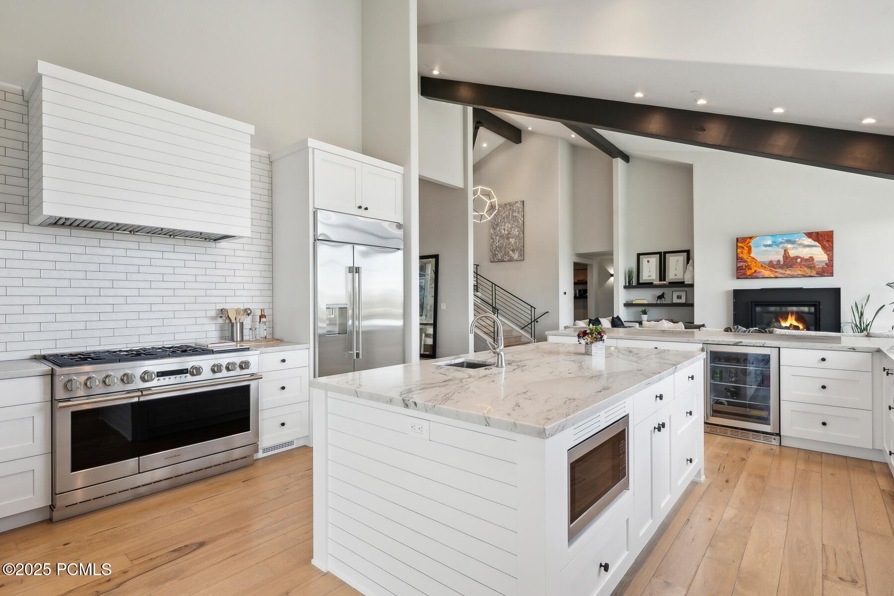 Park City, Utah 84098, United States, 4 Bedrooms Bedrooms, ,5 BathroomsBathrooms,Residential,Active,87031