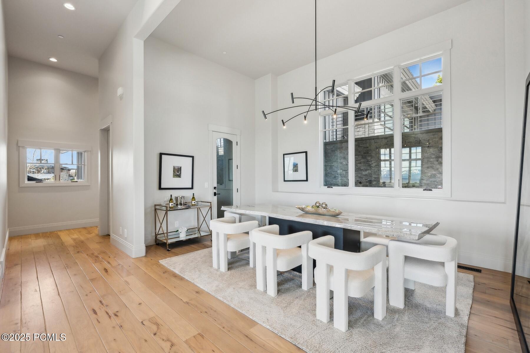 Park City, Utah 84098, United States, 4 Bedrooms Bedrooms, ,5 BathroomsBathrooms,Residential,Active,87031