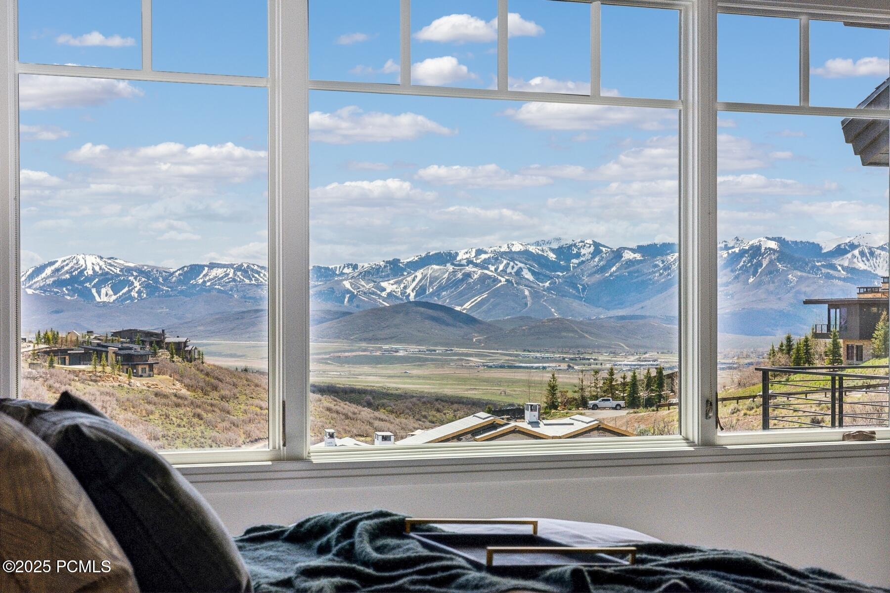 Park City, Utah 84098, United States, 4 Bedrooms Bedrooms, ,5 BathroomsBathrooms,Residential,Active,87031