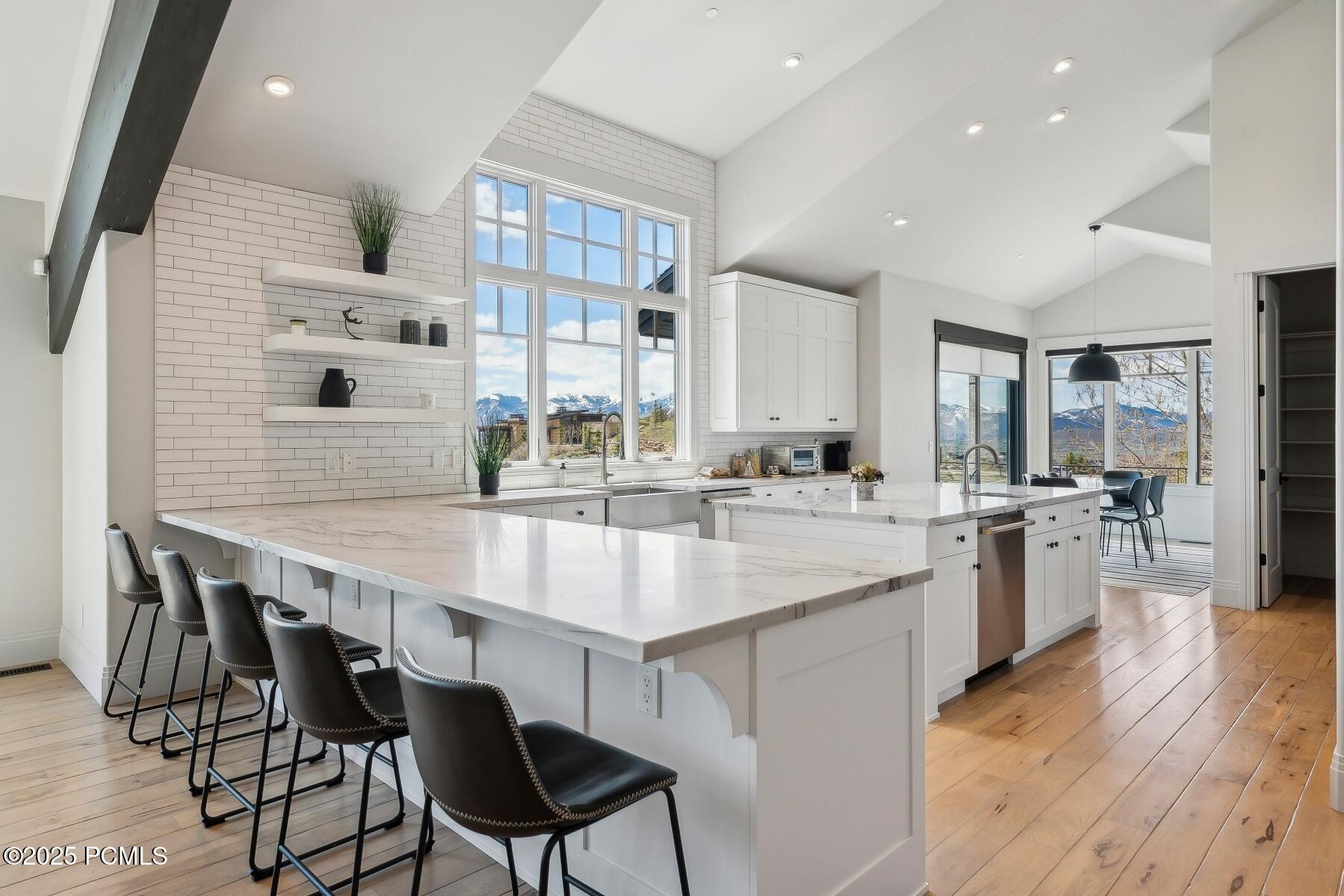 Park City, Utah 84098, United States, 4 Bedrooms Bedrooms, ,5 BathroomsBathrooms,Residential,Active,87031