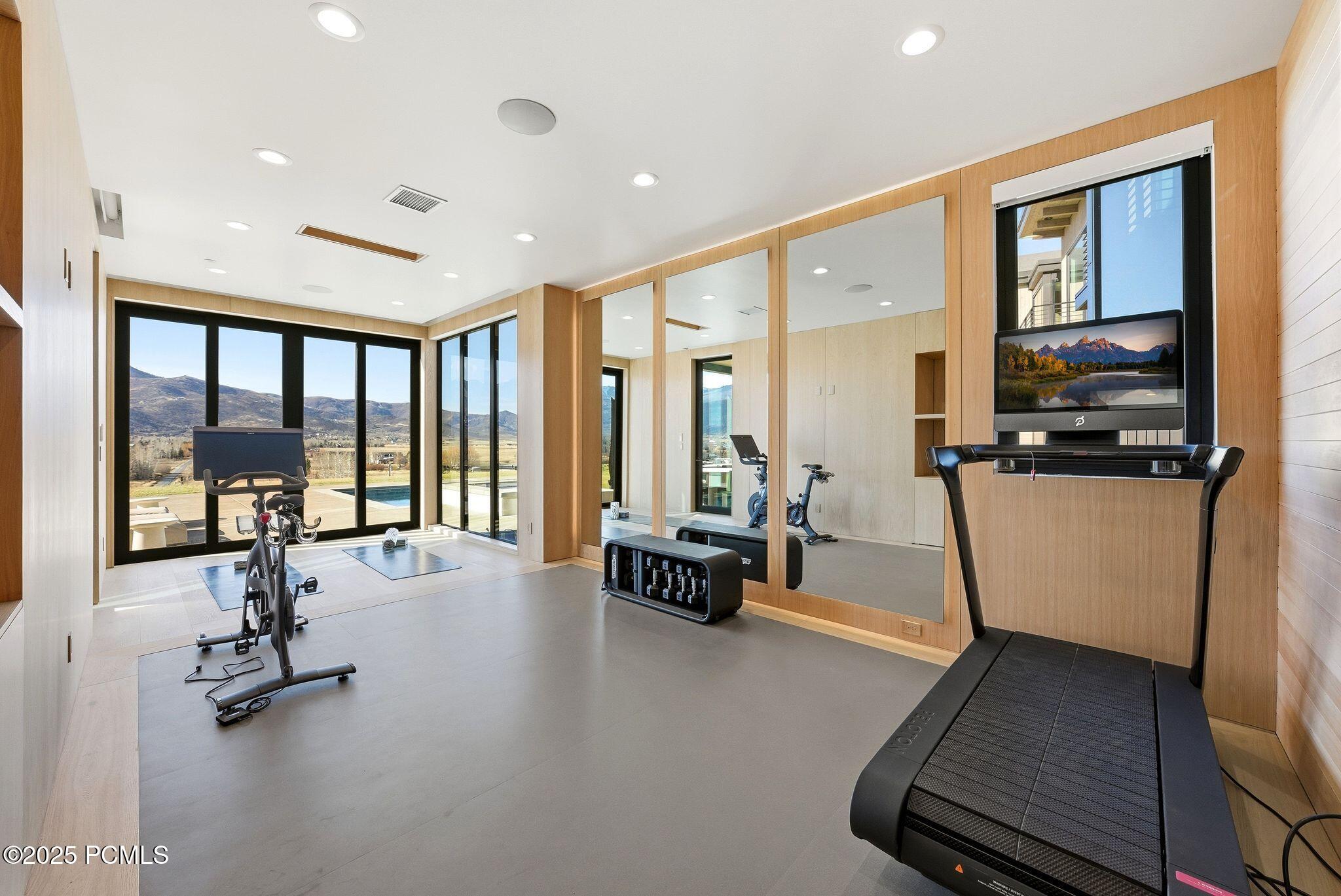 Park City, Utah 84098, United States, 7 Bedrooms Bedrooms, ,10 BathroomsBathrooms,Residential,Active,244992