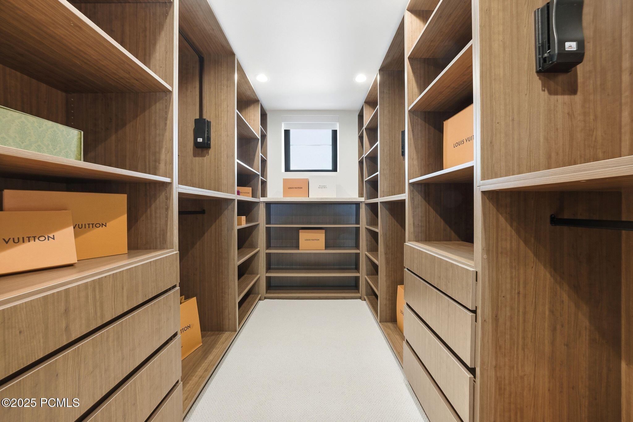 Park City, Utah 84098, United States, 7 Bedrooms Bedrooms, ,10 BathroomsBathrooms,Residential,Active,244992