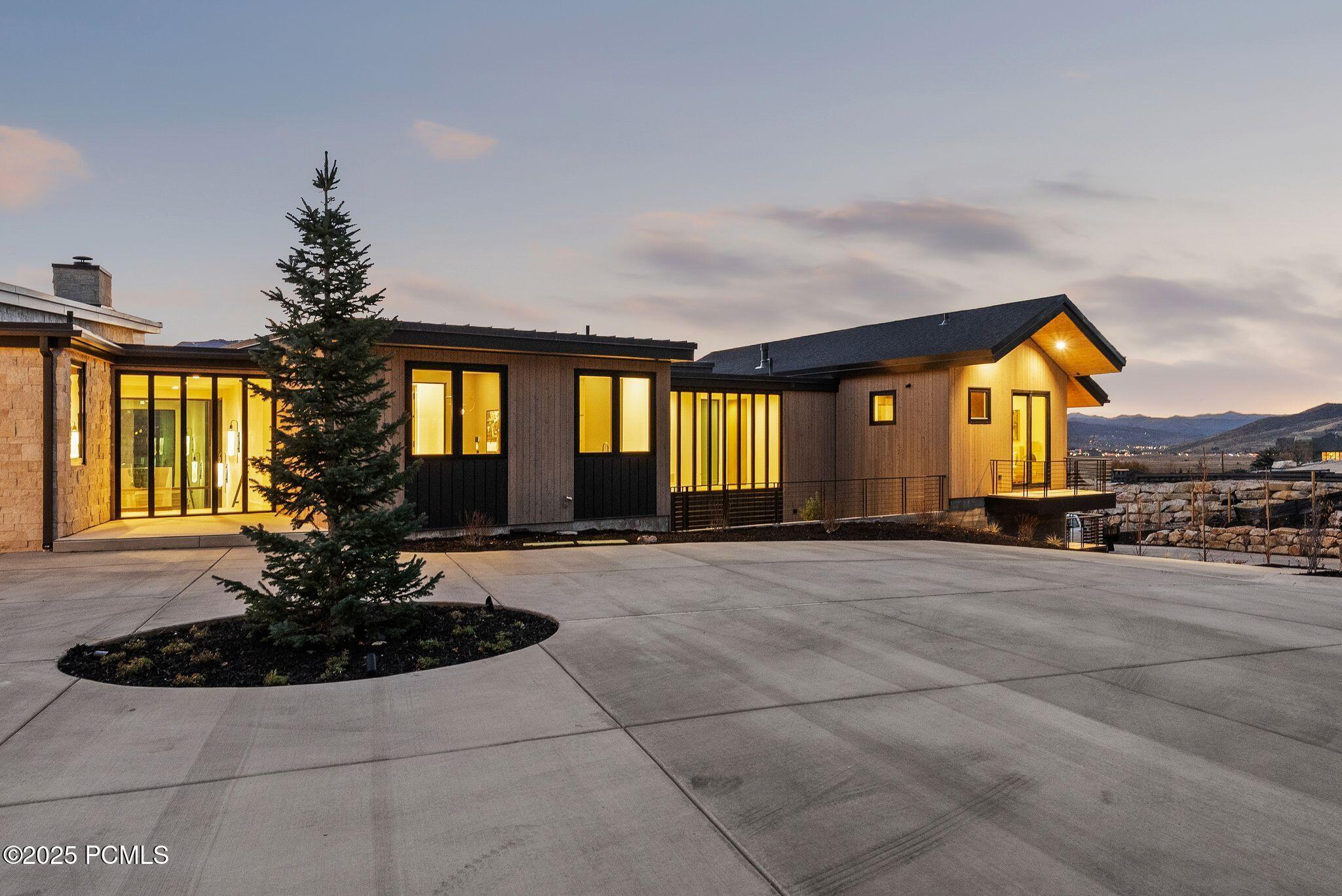 Park City, Utah 84098, United States, 7 Bedrooms Bedrooms, ,10 BathroomsBathrooms,Residential,Active,244992