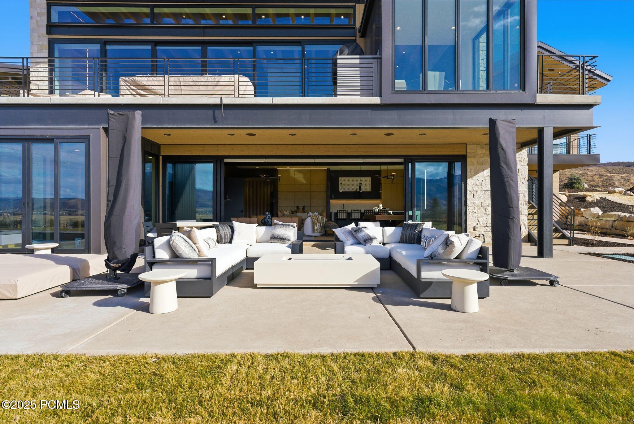 Park City, Utah 84098, United States, 7 Bedrooms Bedrooms, ,10 BathroomsBathrooms,Residential,Active,244992