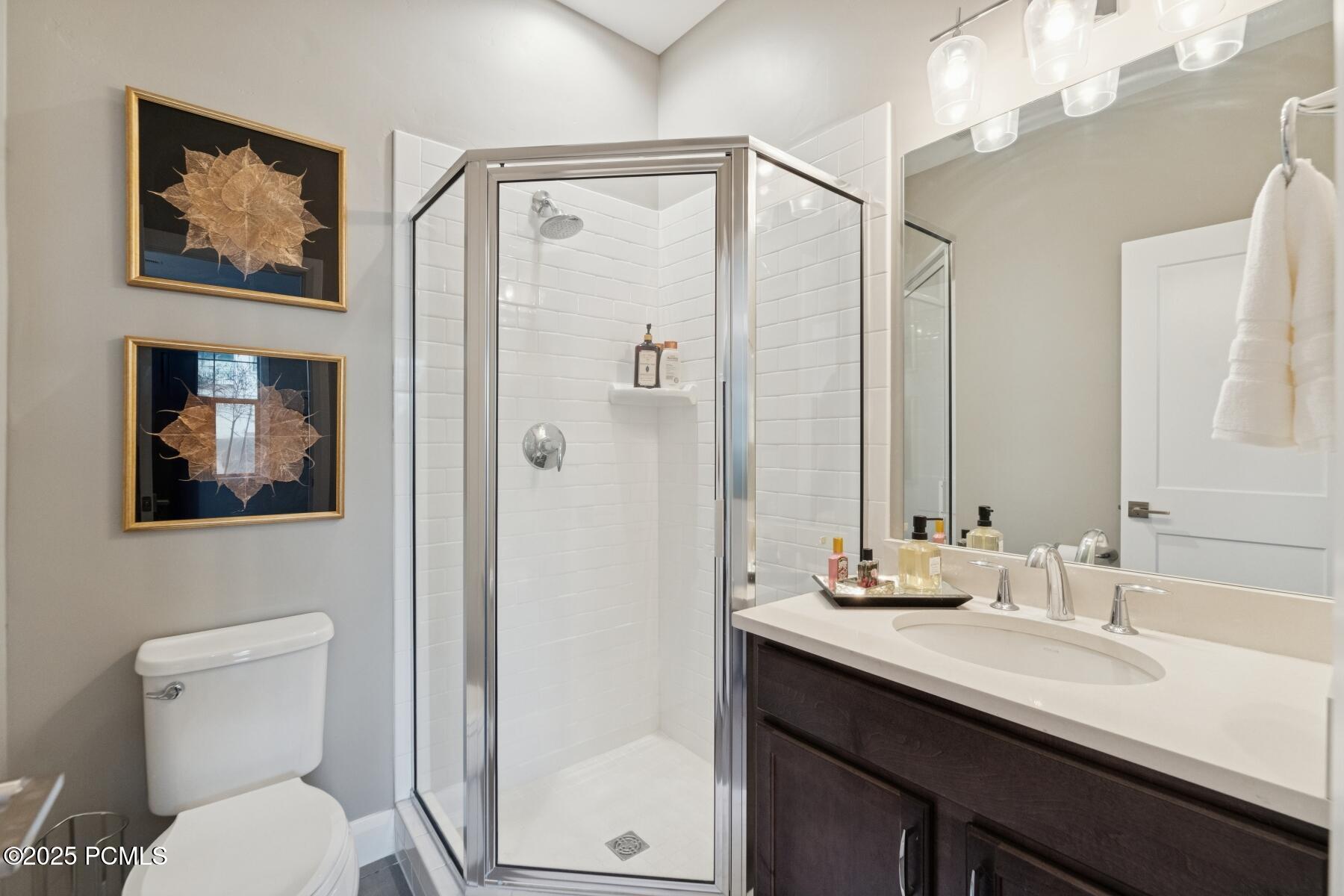 Kamas, Utah 84036, United States, 3 Bedrooms Bedrooms, ,4 BathroomsBathrooms,Residential,Active,233245