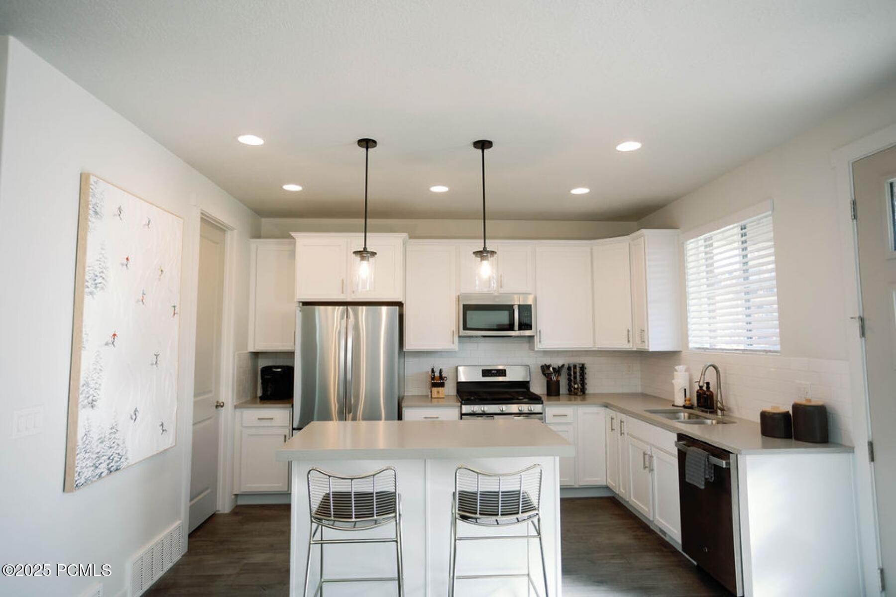 Heber City, Utah 84032, United States, 4 Bedrooms Bedrooms, ,4 BathroomsBathrooms,Residential,Active,86476