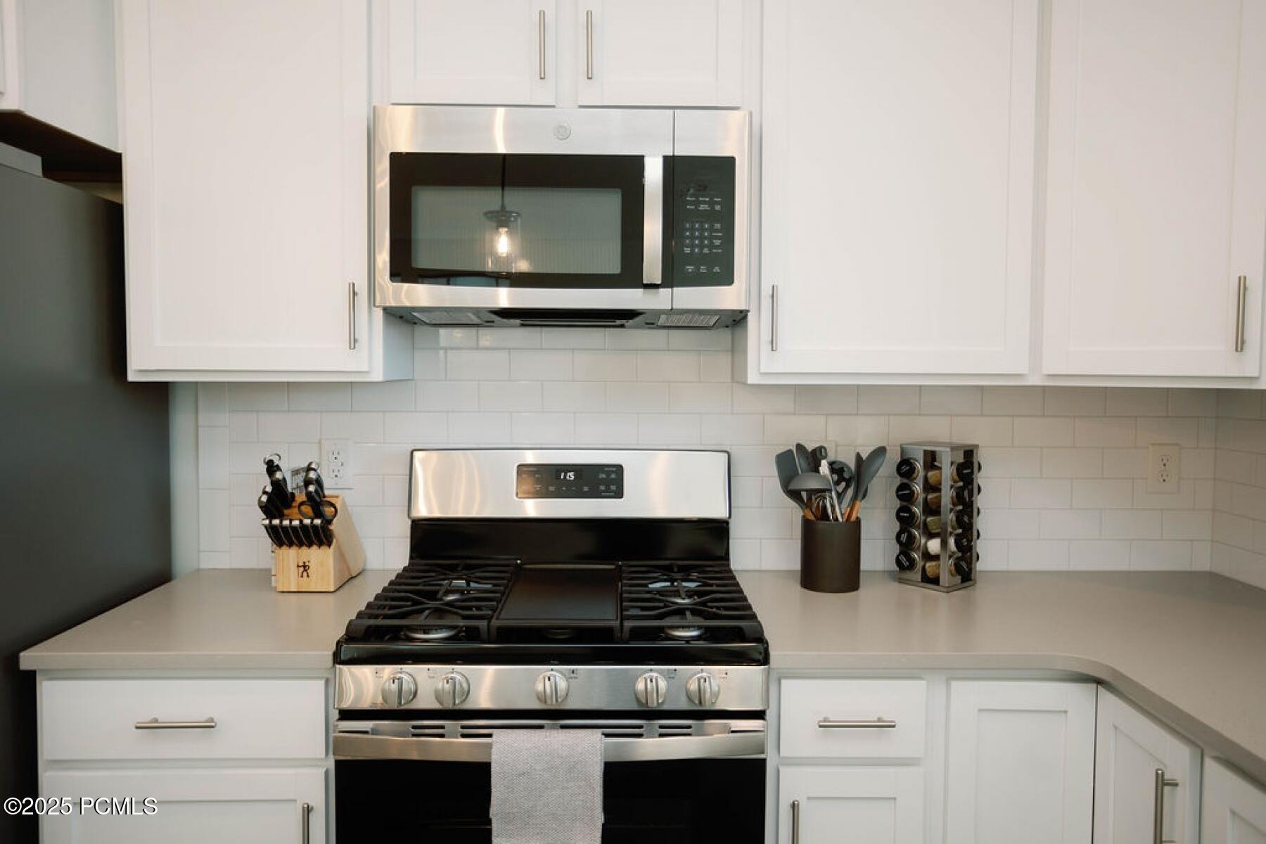 Heber City, Utah 84032, United States, 4 Bedrooms Bedrooms, ,4 BathroomsBathrooms,Residential,Active,86476