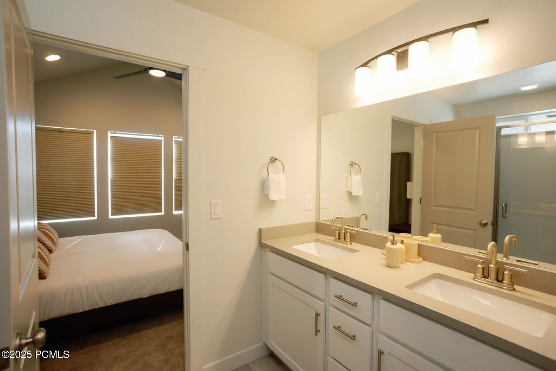 Heber City, Utah 84032, United States, 4 Bedrooms Bedrooms, ,4 BathroomsBathrooms,Residential,Active,86476