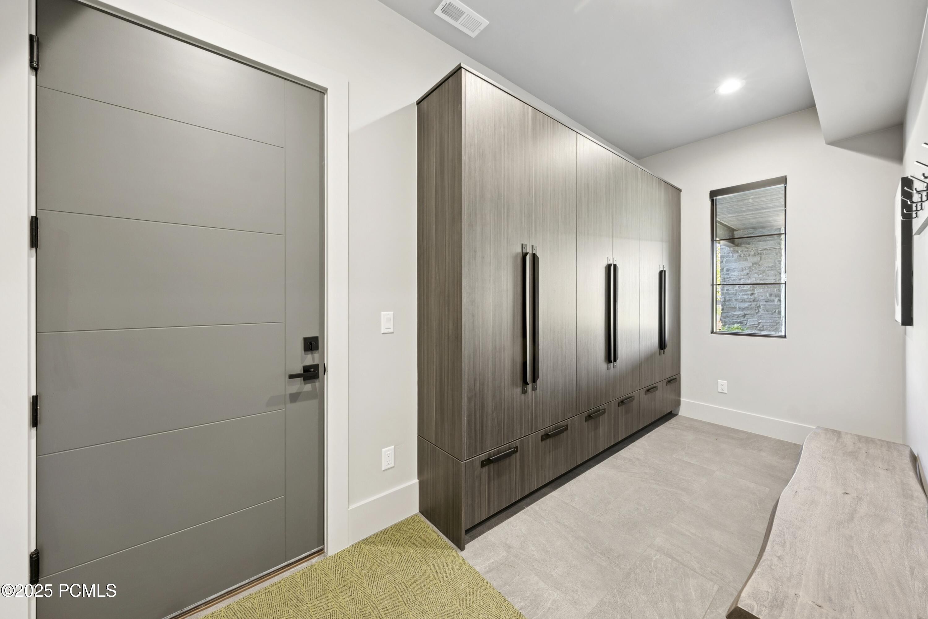 Kamas, Utah 84036, United States, 4 Bedrooms Bedrooms, ,6 BathroomsBathrooms,Residential,Active,189246