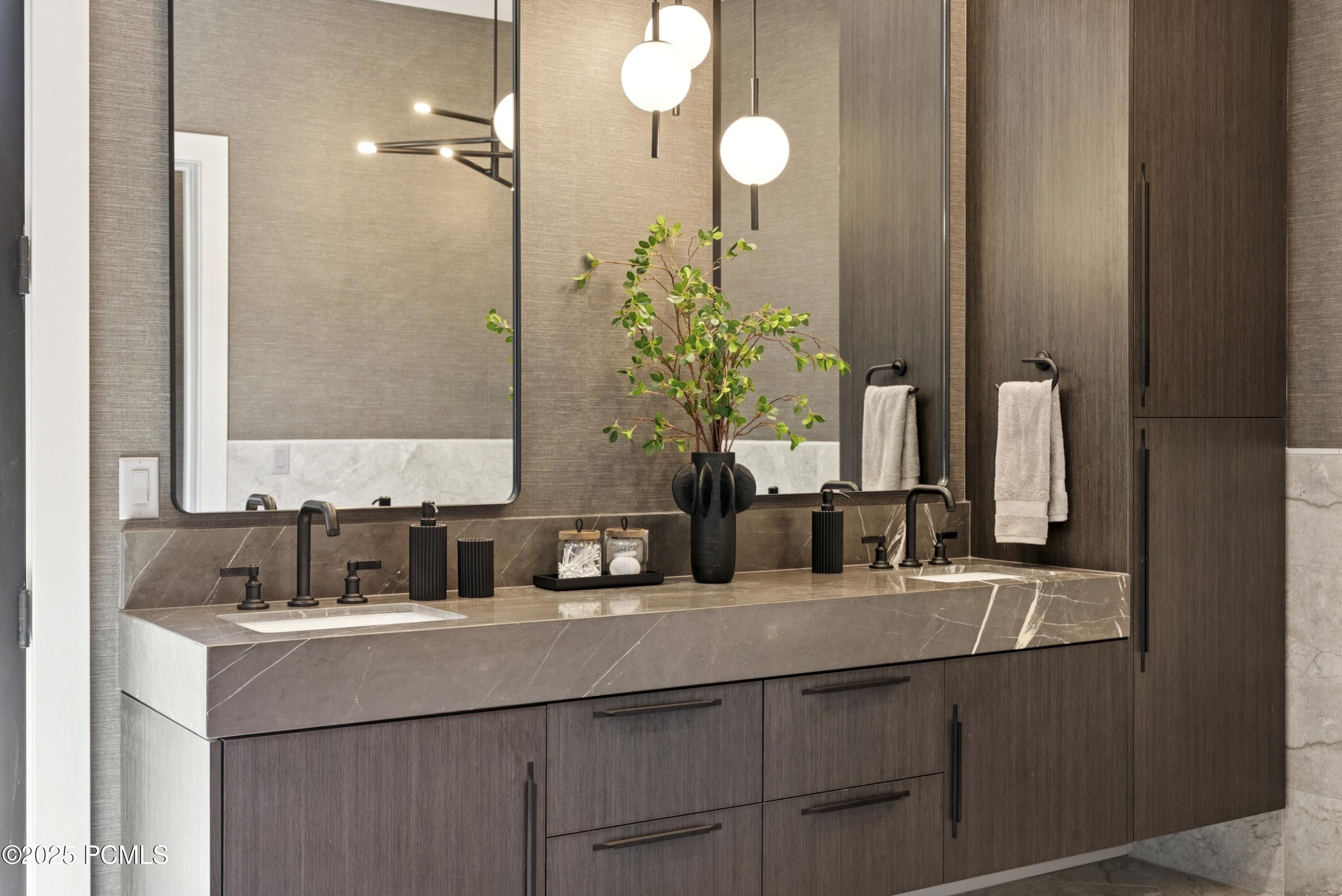 Kamas, Utah 84036, United States, 4 Bedrooms Bedrooms, ,6 BathroomsBathrooms,Residential,Active,189246