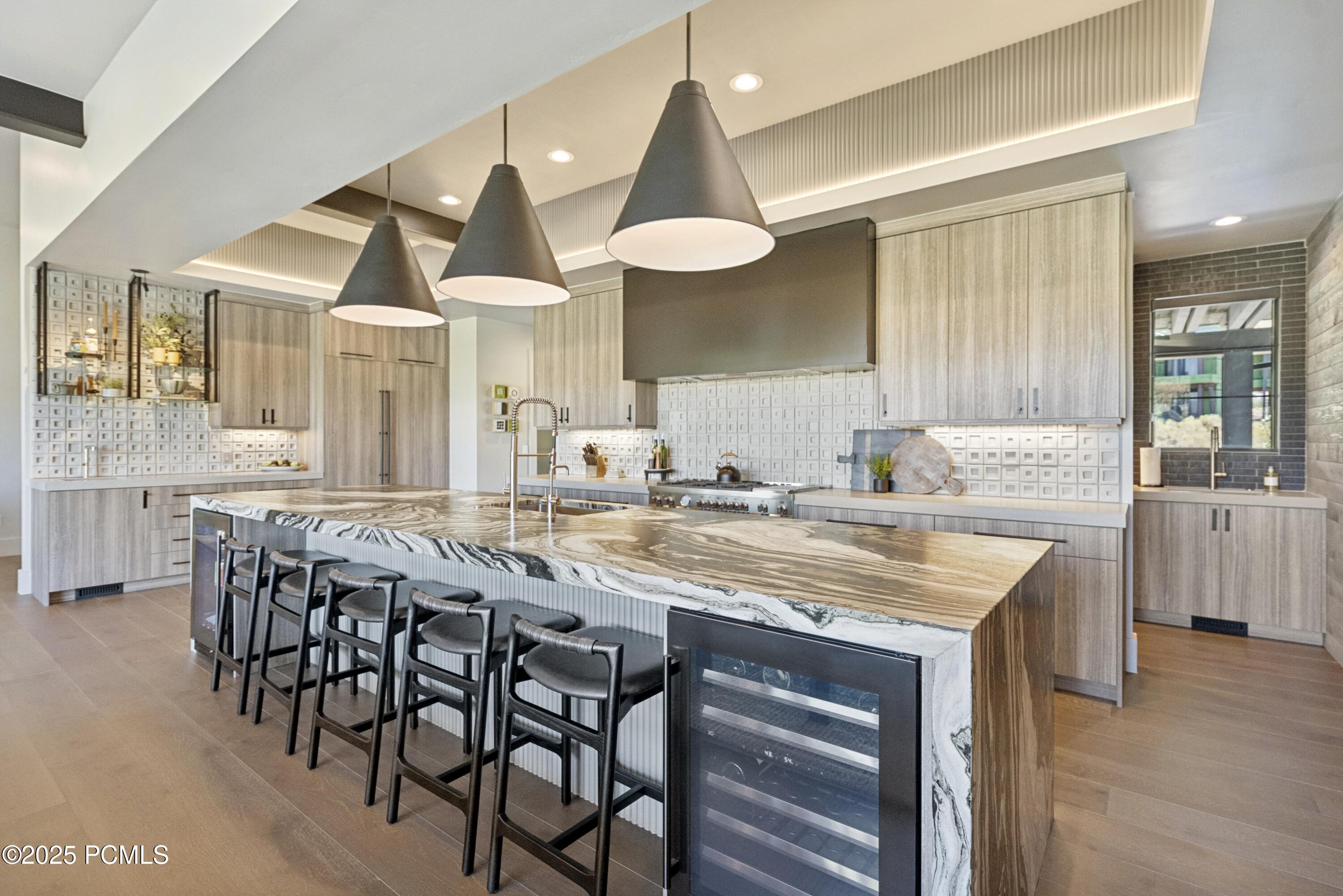 Kamas, Utah 84036, United States, 4 Bedrooms Bedrooms, ,6 BathroomsBathrooms,Residential,Active,189246