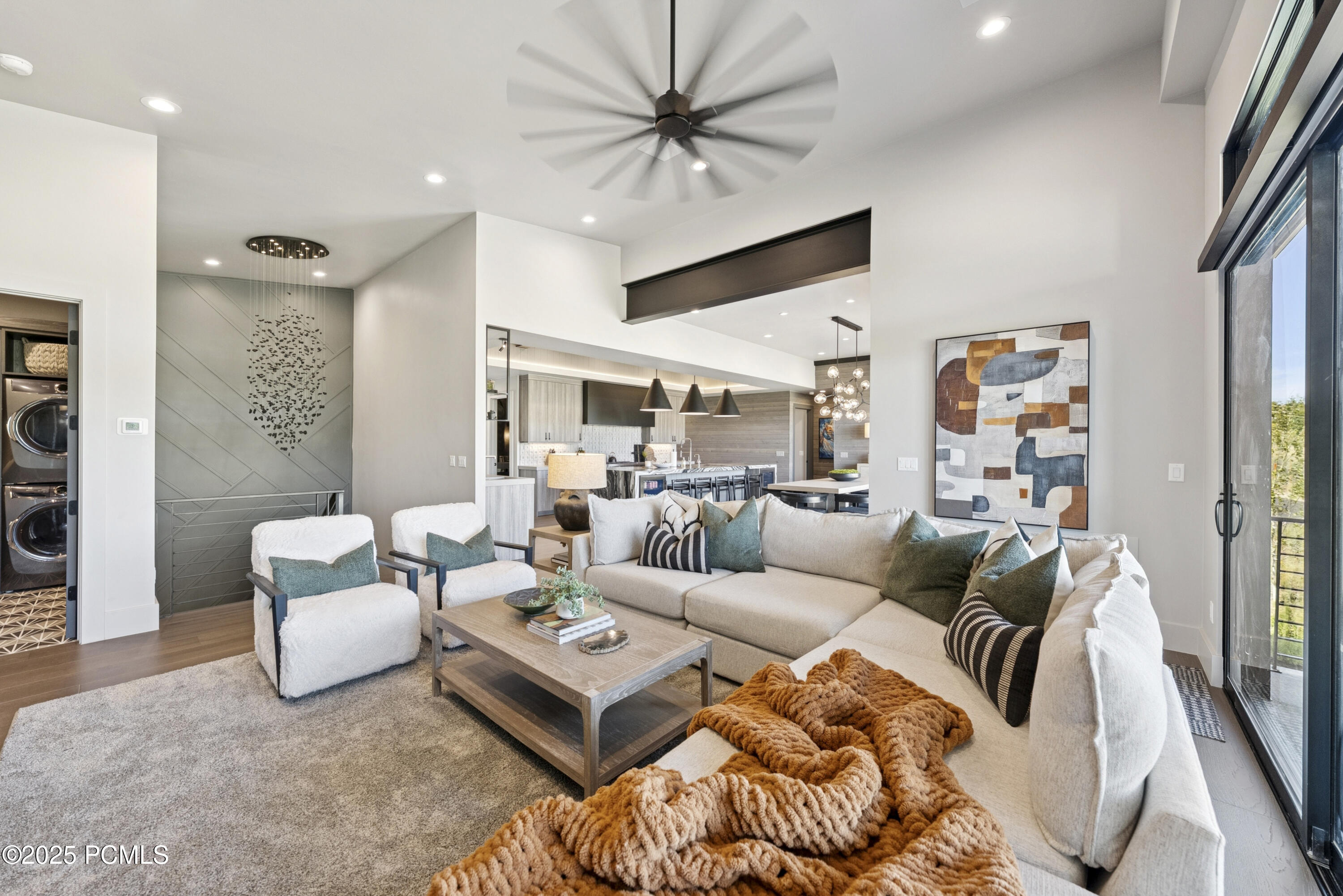 Kamas, Utah 84036, United States, 4 Bedrooms Bedrooms, ,6 BathroomsBathrooms,Residential,Active,189246