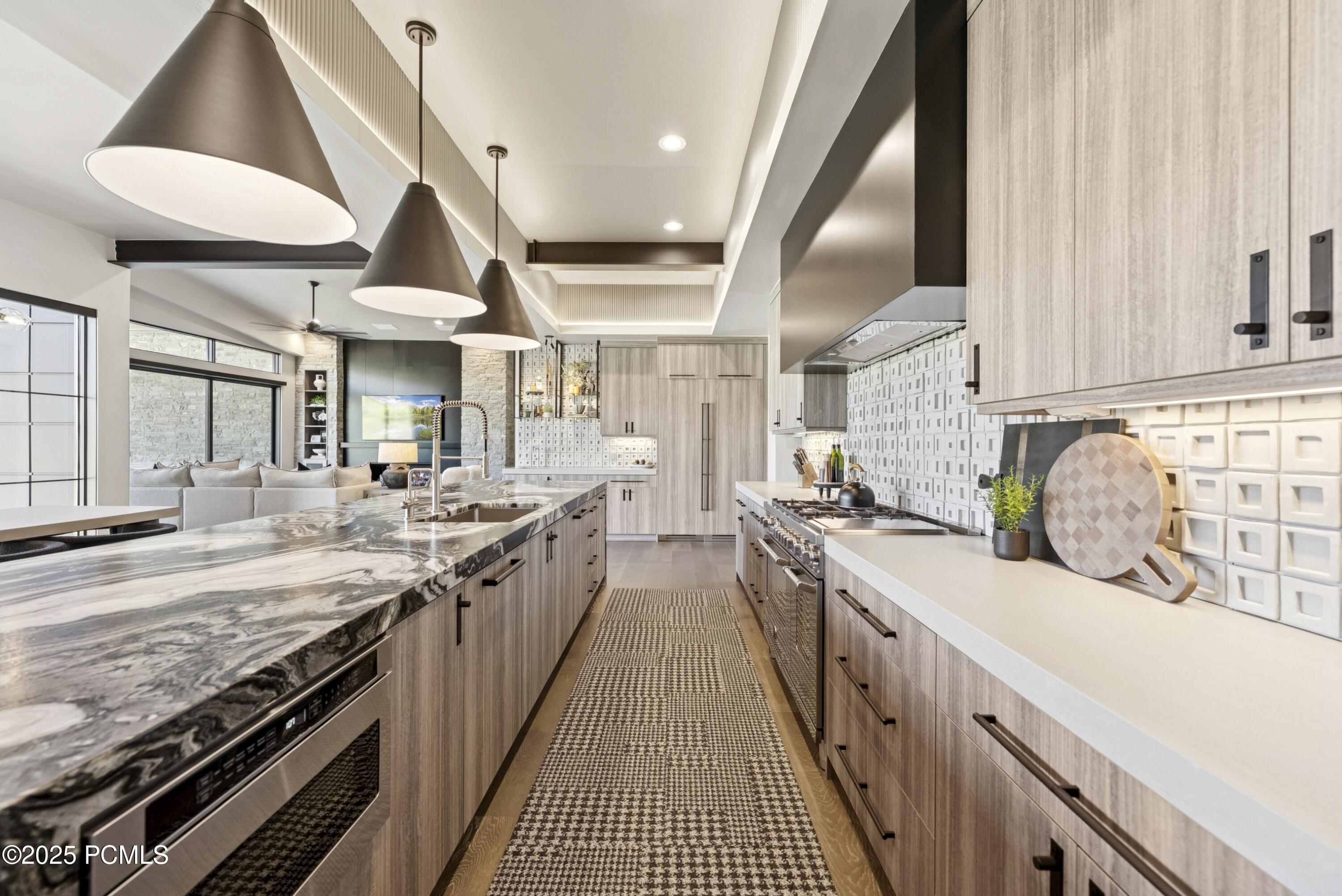 Kamas, Utah 84036, United States, 4 Bedrooms Bedrooms, ,6 BathroomsBathrooms,Residential,Active,189246