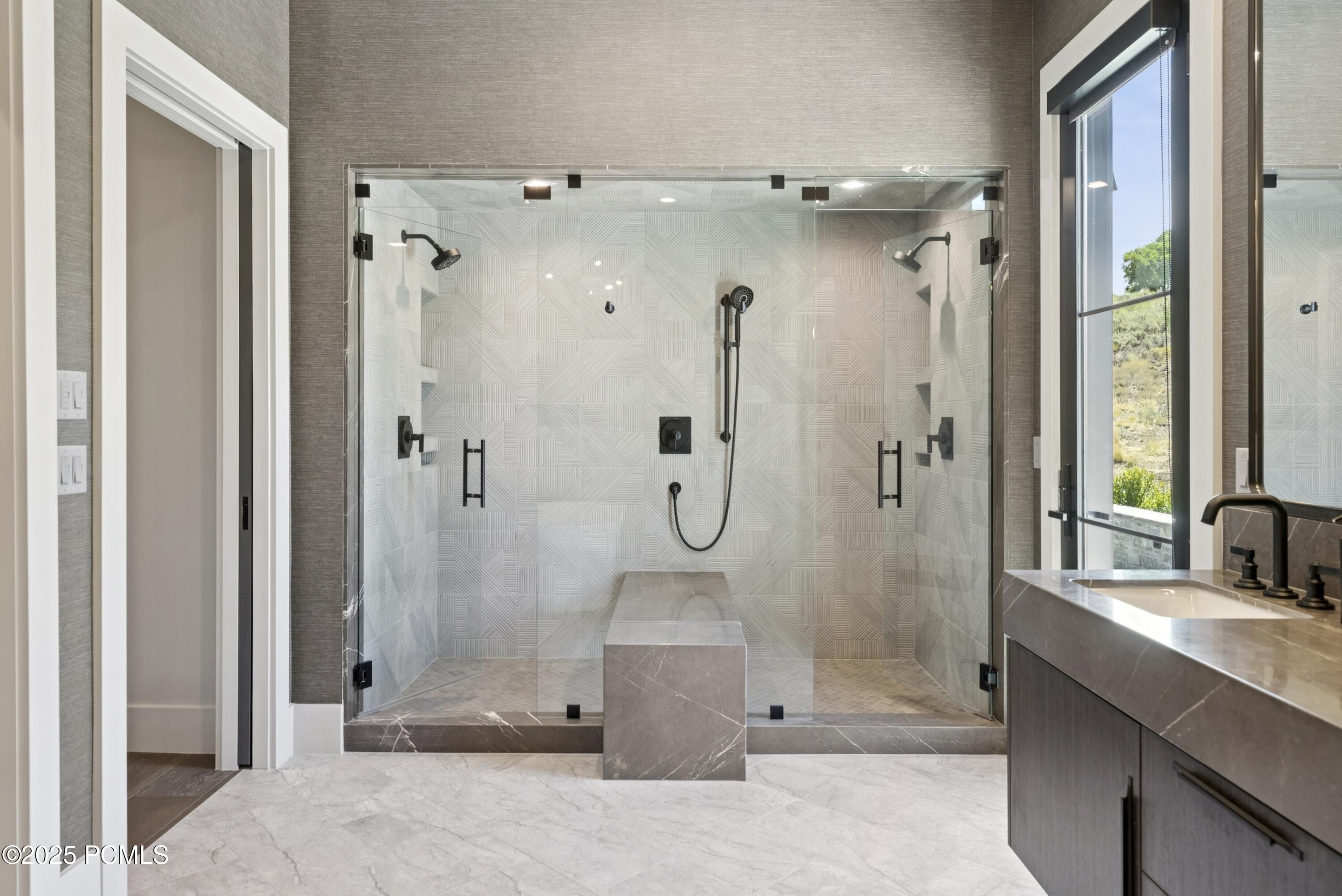 Kamas, Utah 84036, United States, 4 Bedrooms Bedrooms, ,6 BathroomsBathrooms,Residential,Active,189246