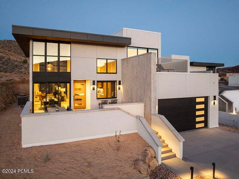 Apartment For Sale - 115 Badgers Bend #7<br/> Grand County, Moab, UT 84532