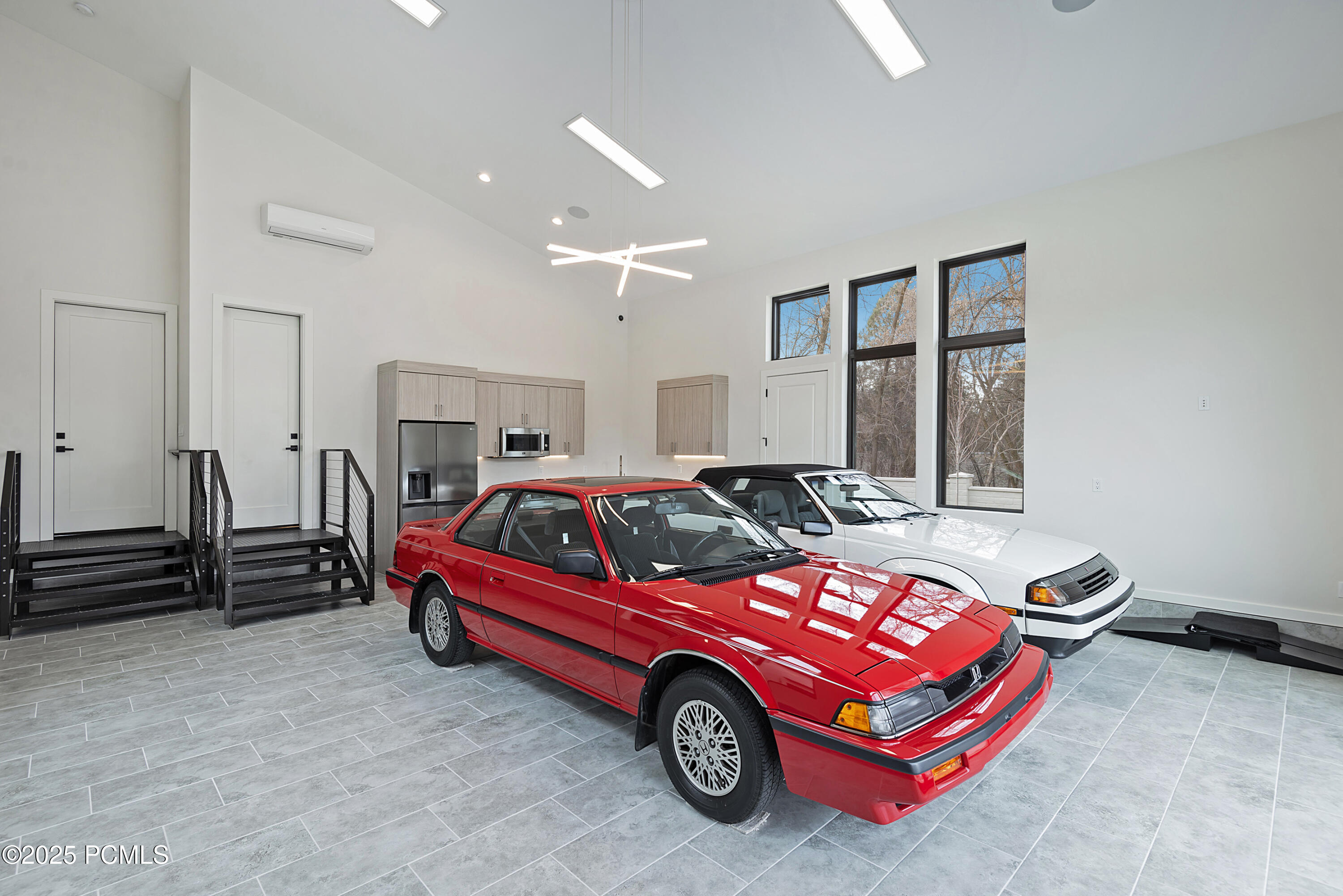 Salt Lake City, Utah 84117, United States, 8 Bedrooms Bedrooms, ,10 BathroomsBathrooms,Residential,Active,2035