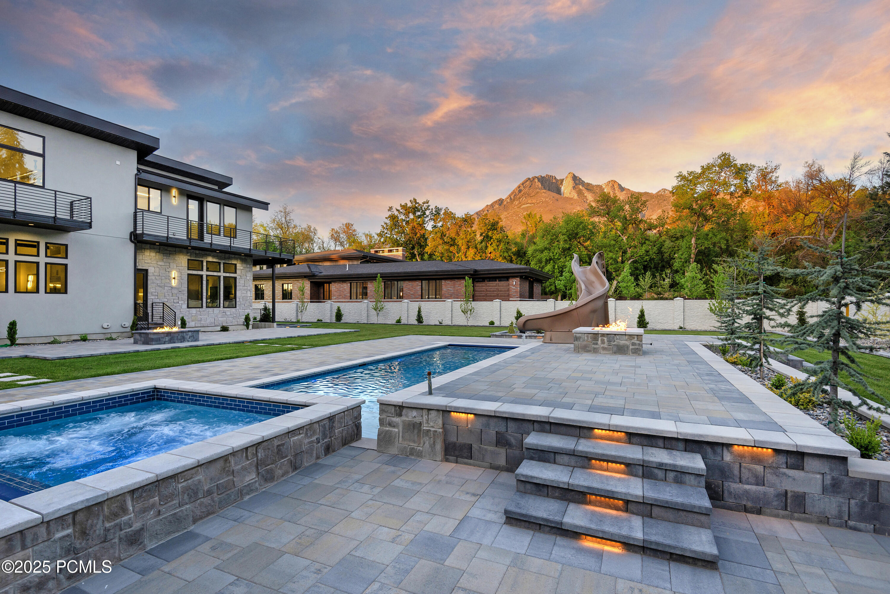 Salt Lake City, Utah 84117, United States, 8 Bedrooms Bedrooms, ,10 BathroomsBathrooms,Residential,Active,2035