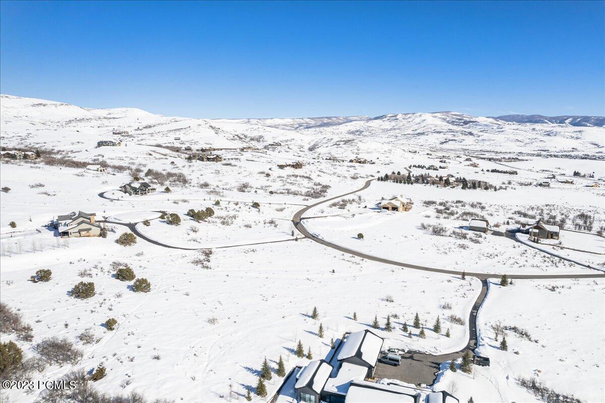 4095 Greener Hills Drive, Heber City, Utah image 9