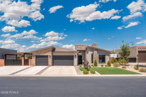 Homes For Sale - 174 S 620 W<br/> Ivins, UT 84738