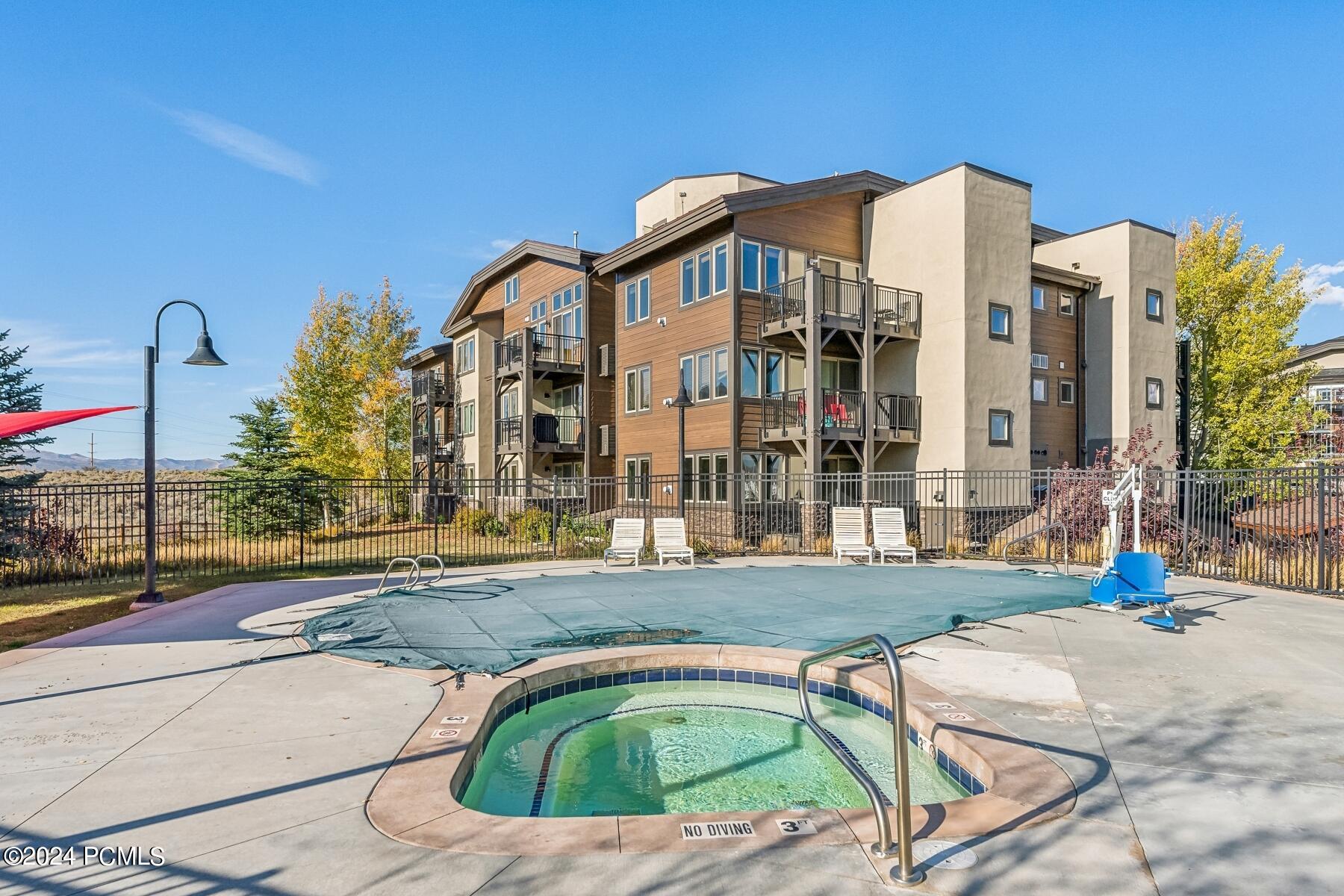 Park City, Utah 84098, United States, 2 Bedrooms Bedrooms, ,2 BathroomsBathrooms,Residential,Active,35363