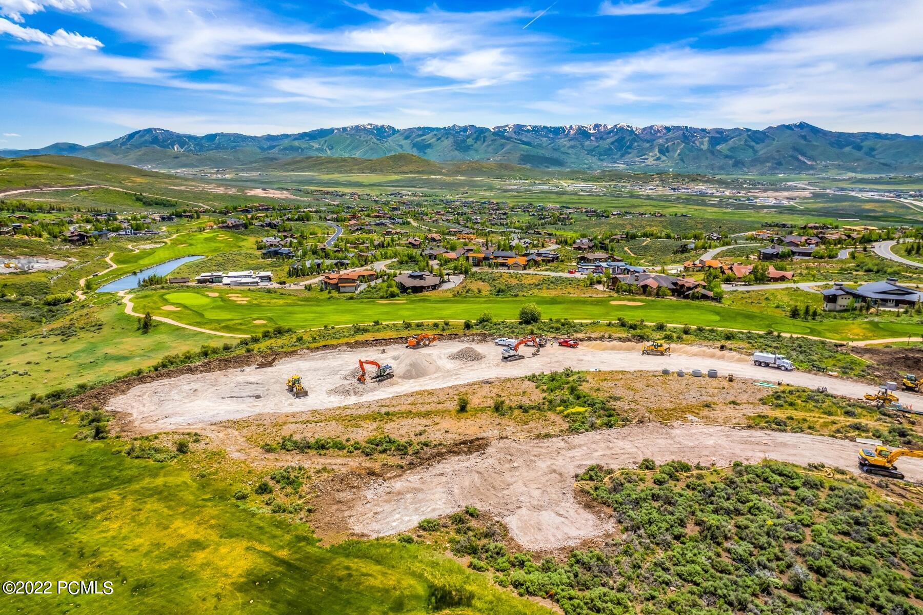 Park City, Utah 84098, United States, 4 Bedrooms Bedrooms, ,6 BathroomsBathrooms,Residential,Pending,74111