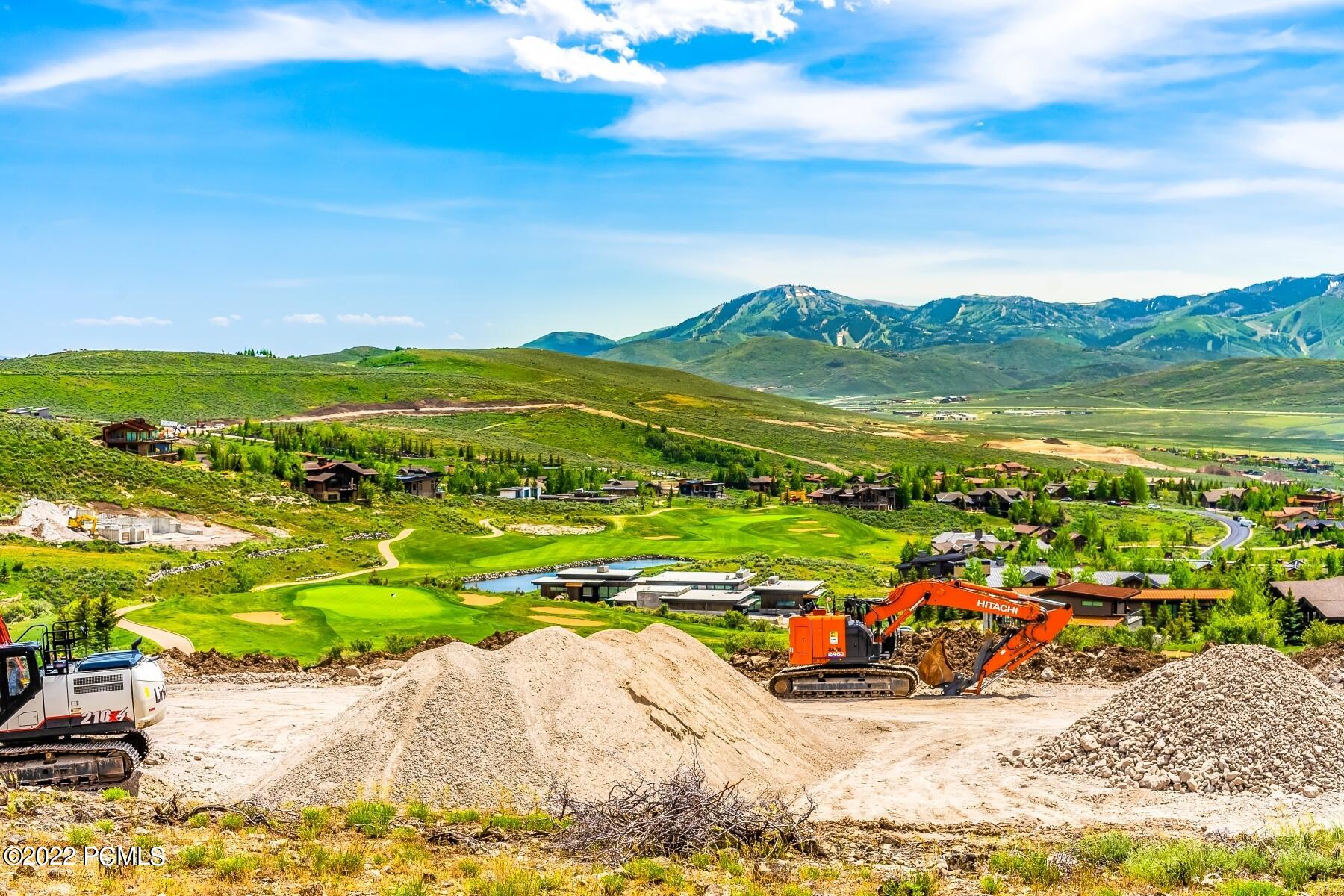 Park City, Utah 84098, United States, 4 Bedrooms Bedrooms, ,6 BathroomsBathrooms,Residential,Pending,74111