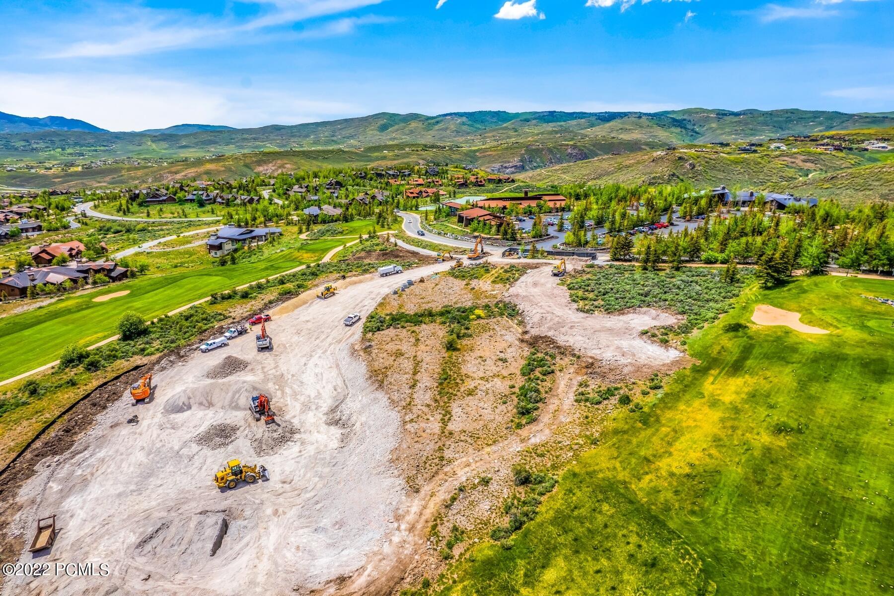 Park City, Utah 84098, United States, 4 Bedrooms Bedrooms, ,6 BathroomsBathrooms,Residential,Pending,74111