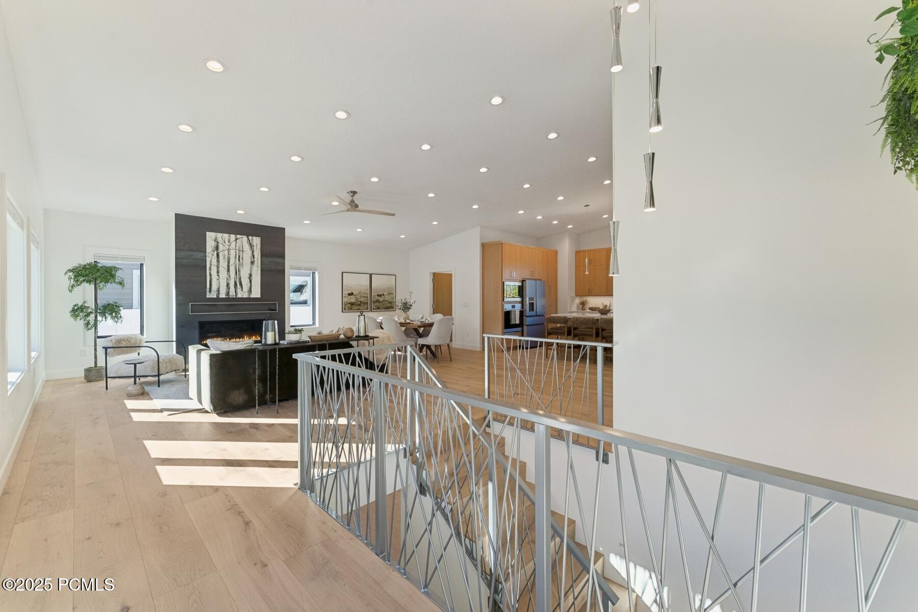 Salt Lake City, Utah 84121, United States, 5 Bedrooms Bedrooms, ,4 BathroomsBathrooms,Residential,Active,234373