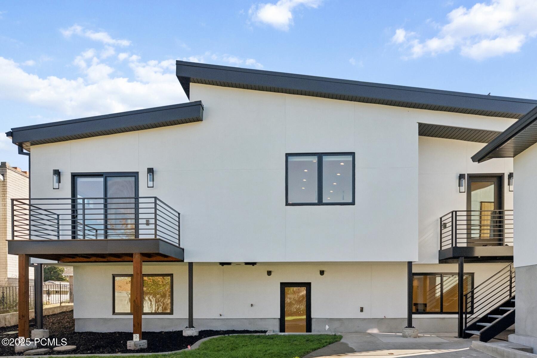 Salt Lake City, Utah 84121, United States, 5 Bedrooms Bedrooms, ,4 BathroomsBathrooms,Residential,Active,234373