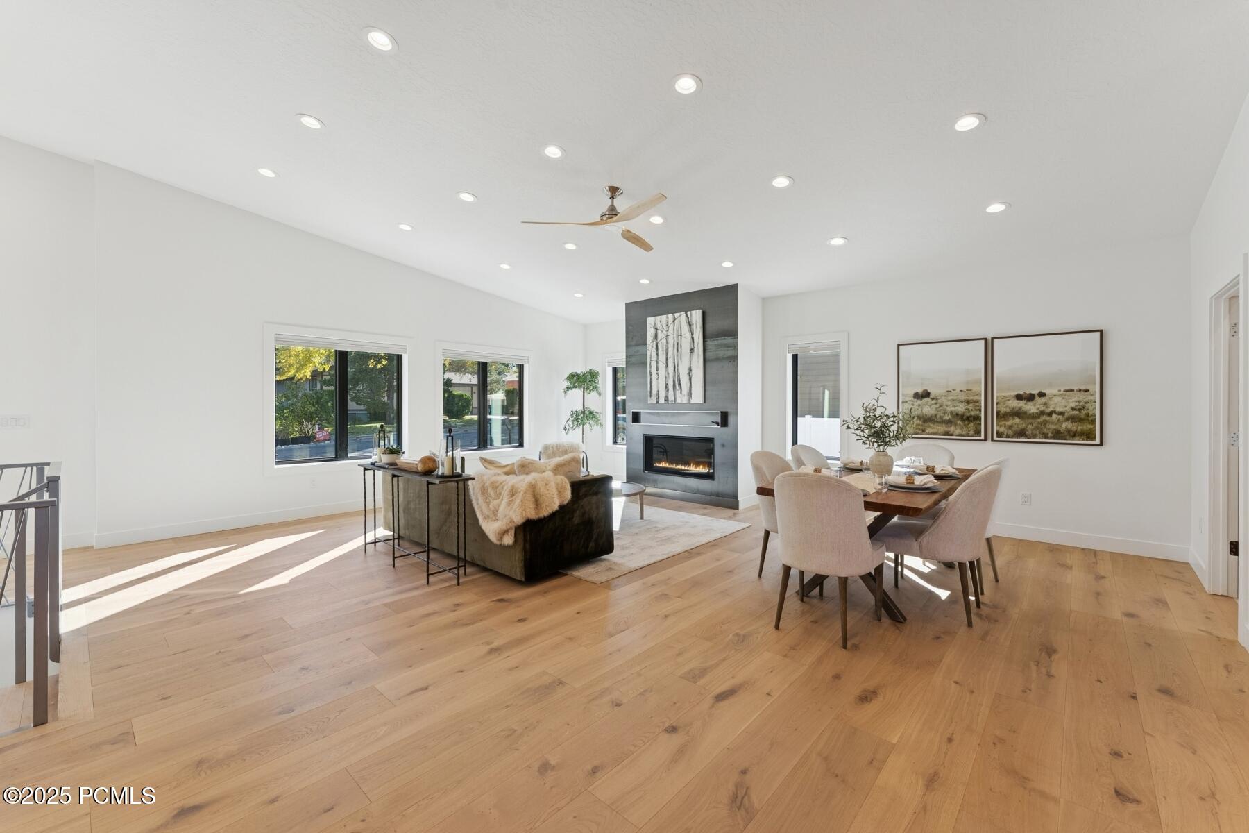 Salt Lake City, Utah 84121, United States, 5 Bedrooms Bedrooms, ,4 BathroomsBathrooms,Residential,Active,234373