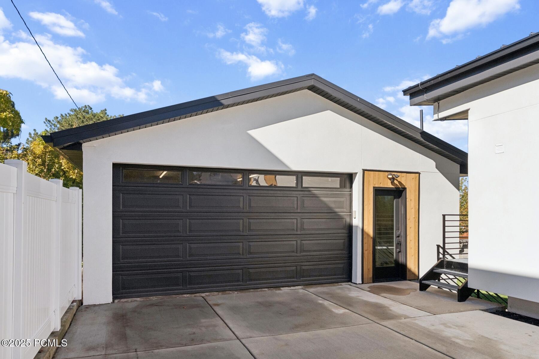 Salt Lake City, Utah 84121, United States, 5 Bedrooms Bedrooms, ,4 BathroomsBathrooms,Residential,Active,234373