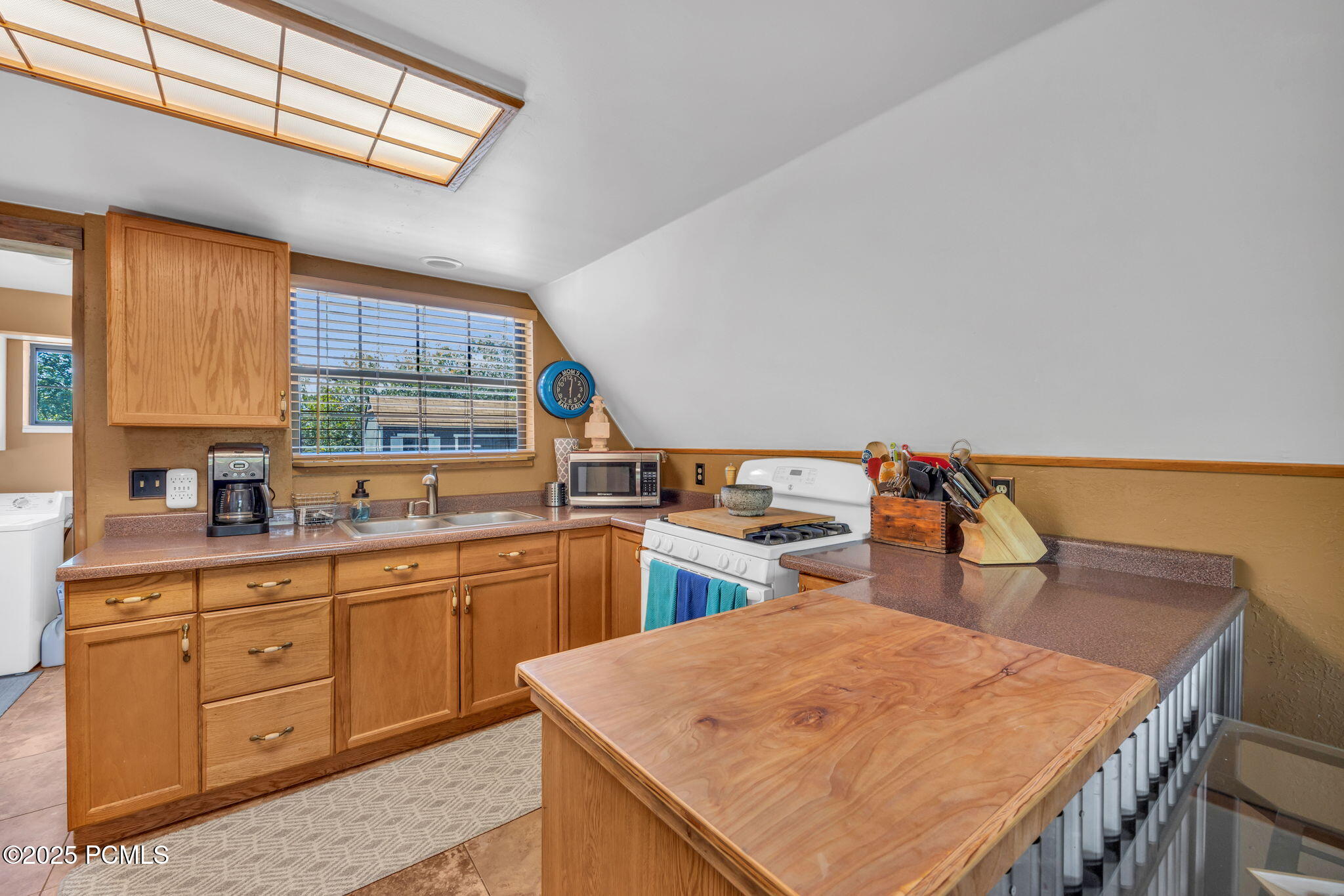 9474 E Lake Pines Drive, Heber City, Utah image 8